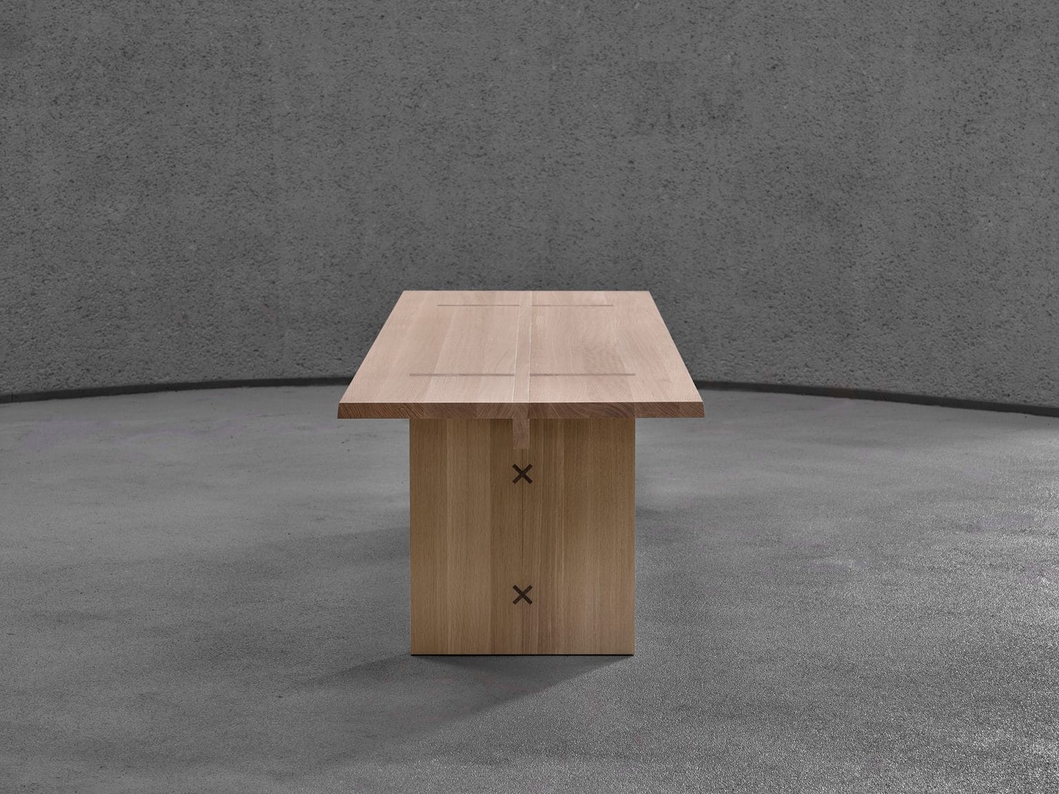 Otoko design table - ØDE Design